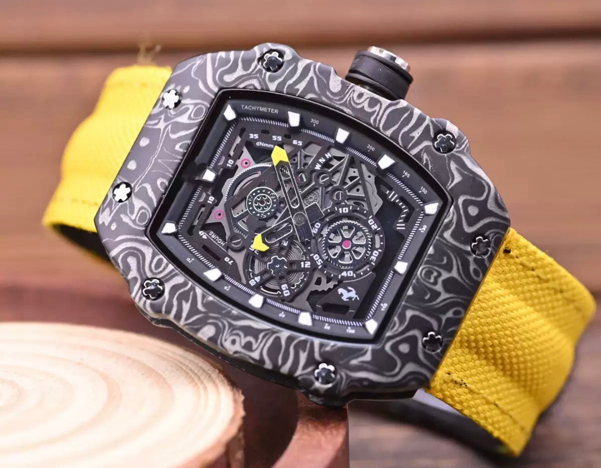 Reloj futurista varios colores (LeisaacVita)
