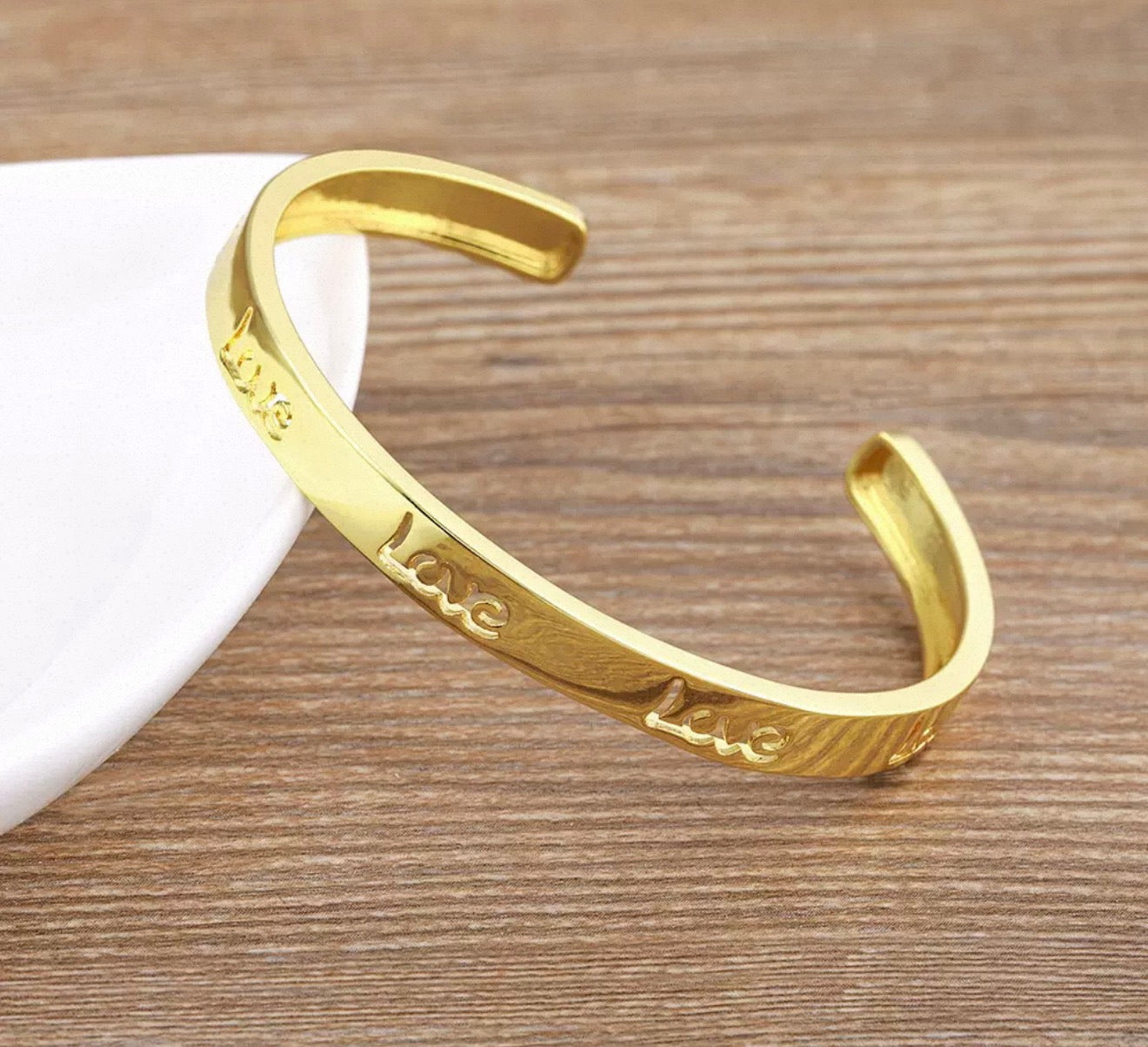Pulsera Love bañada oro 18k
